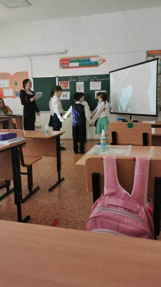 "Әдеті бойынша мейірімді болу"сынып сағаты.  Классный час « Быть добрым по привычке»