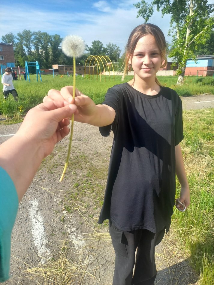 «Өмірді не үшін сүйемін» атты мектеп оқушылар арасында видеорепортаж өткізілді.